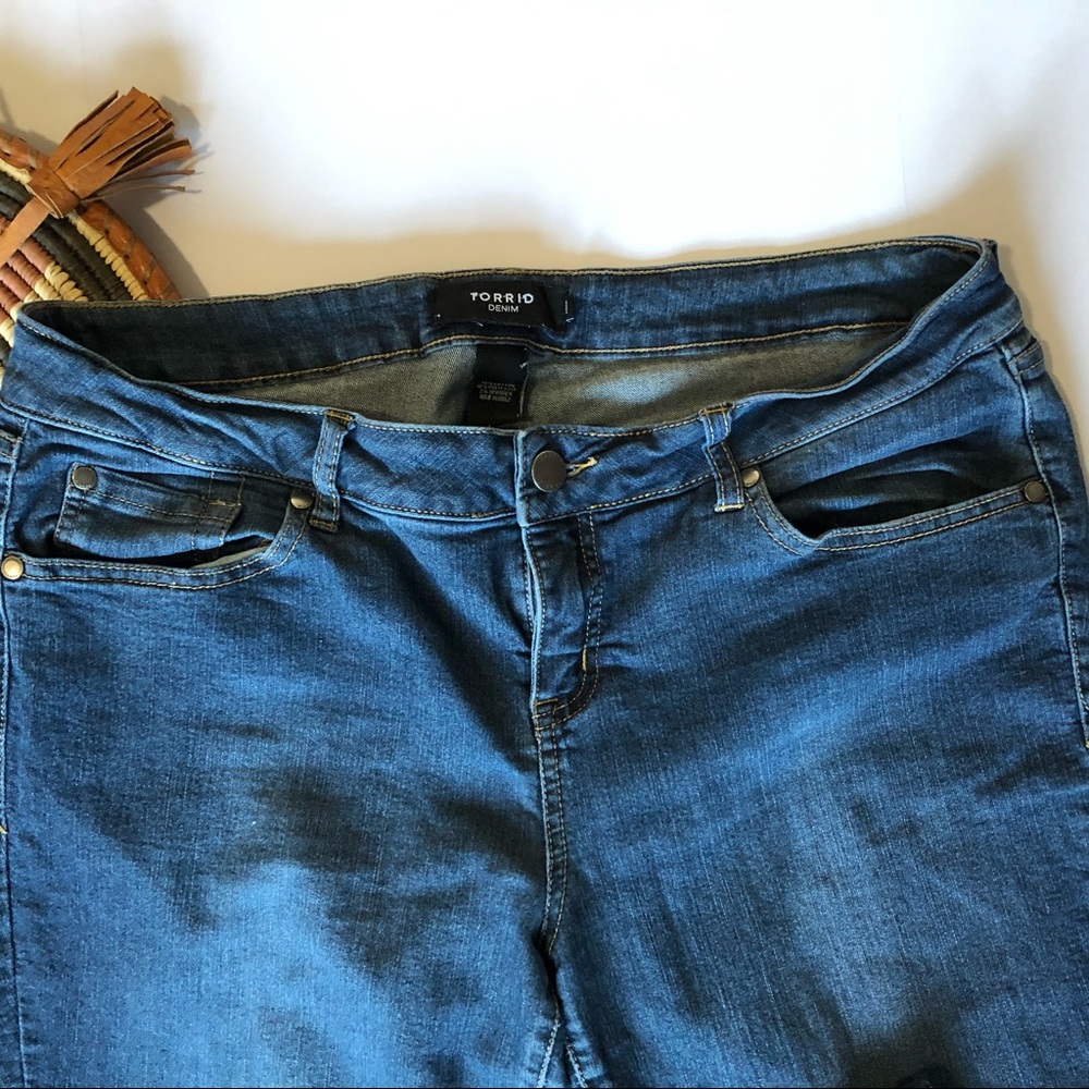 Torrid Skinny Jeans - Picture 4 of 8